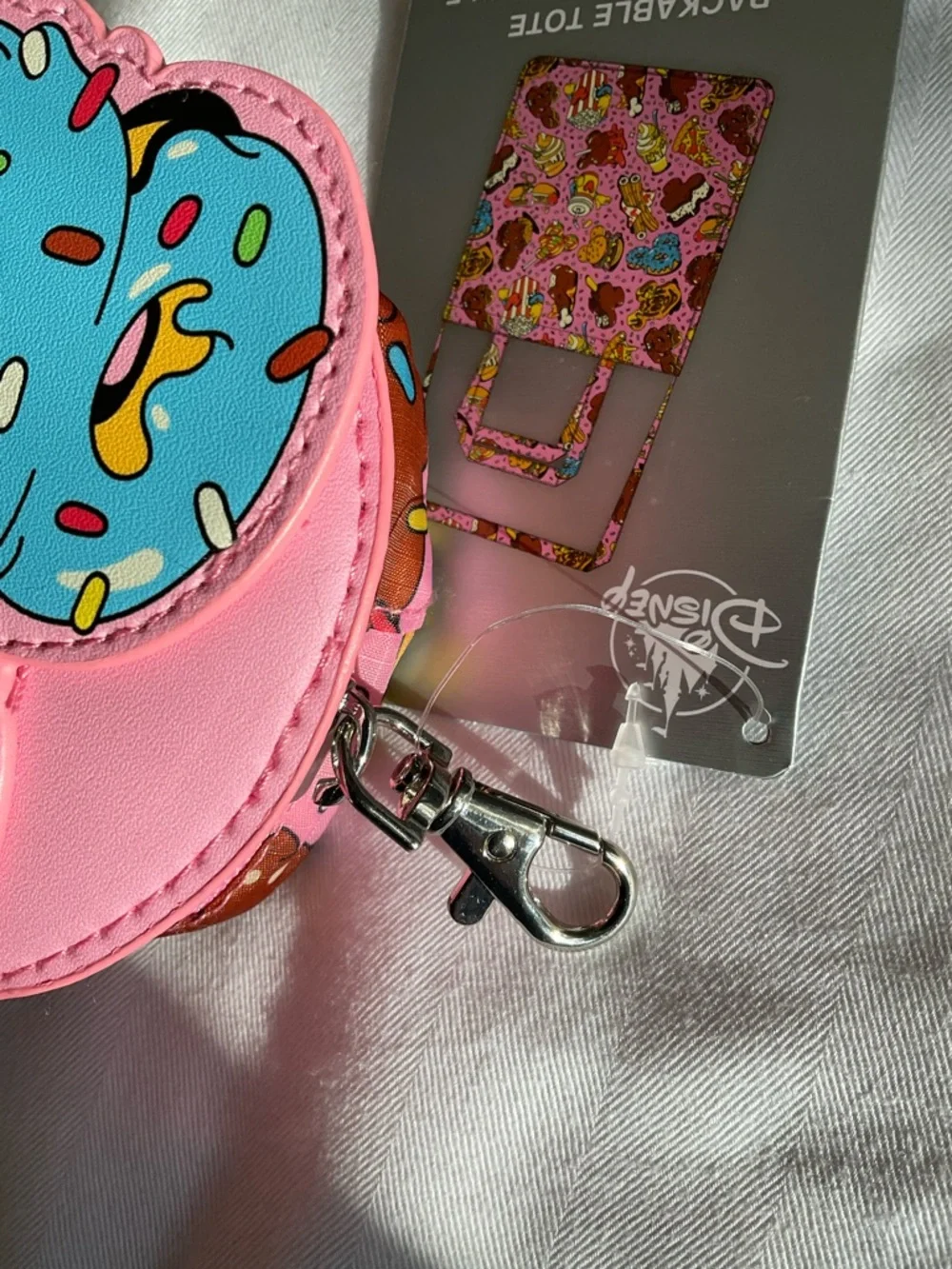 Disney Parks Mickey Eats  Snacks Donut Reusable Packable Tote Bag Clip NWT